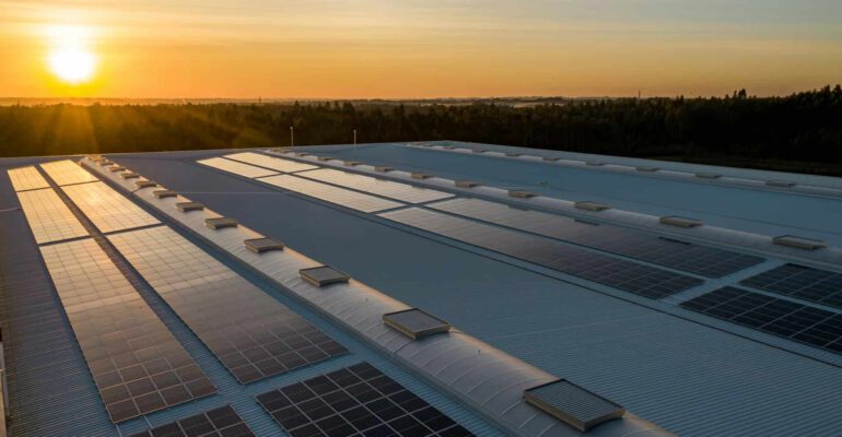 aerotermia vs placas solares